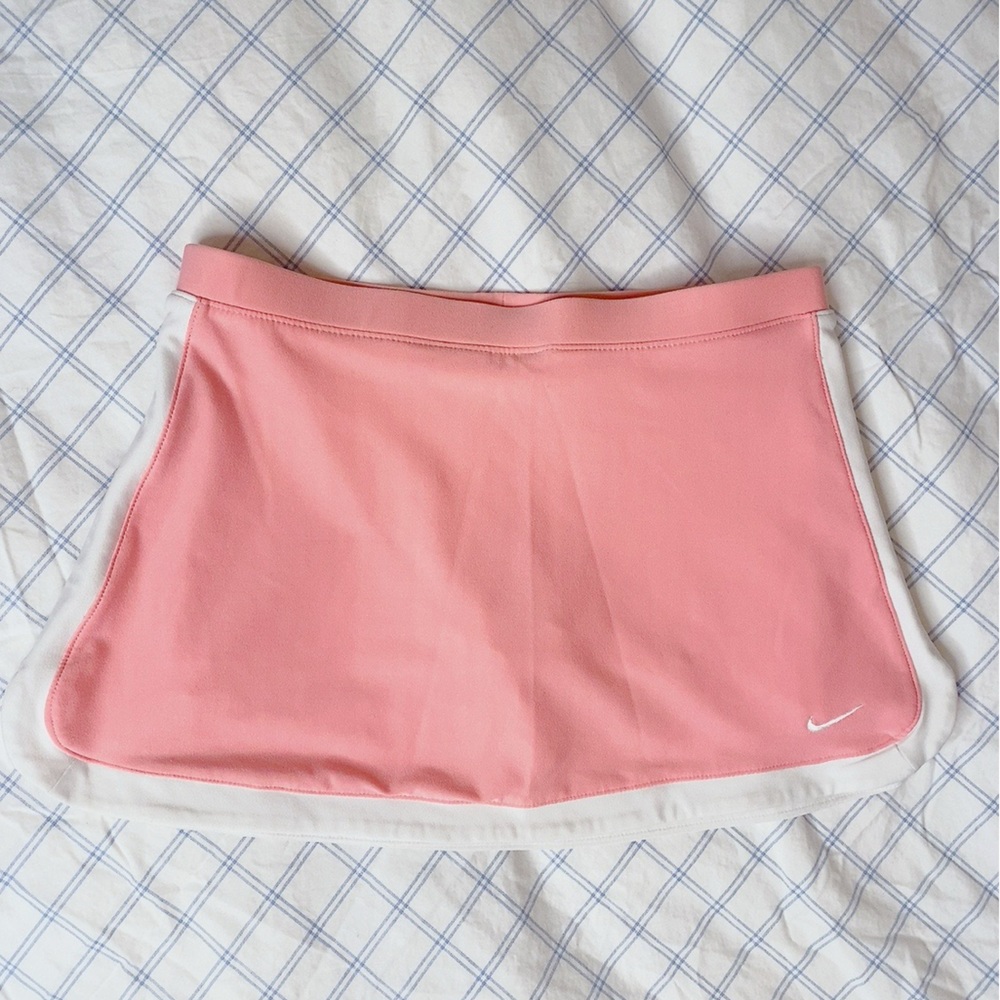SOLD — NIKE Skort size XS - Picture 2 of 8